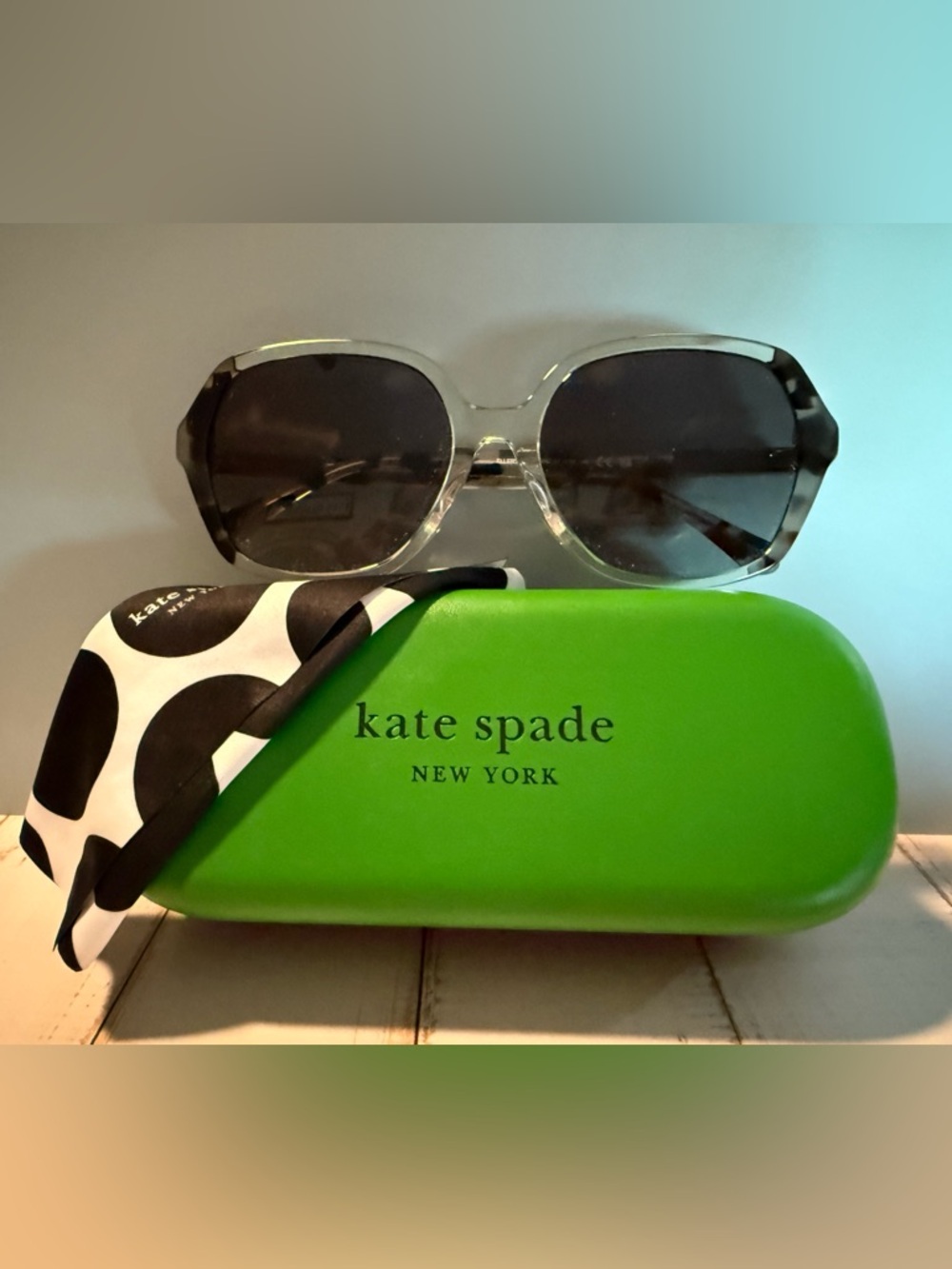 Kate Spade Sunglasses with Dark Gray Lenses - Picture 2 of 5